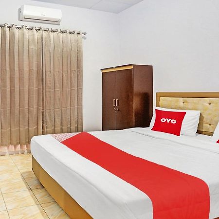 Oyo 90344 Wijayanti Hotel Banyuwangi  Bagian luar foto