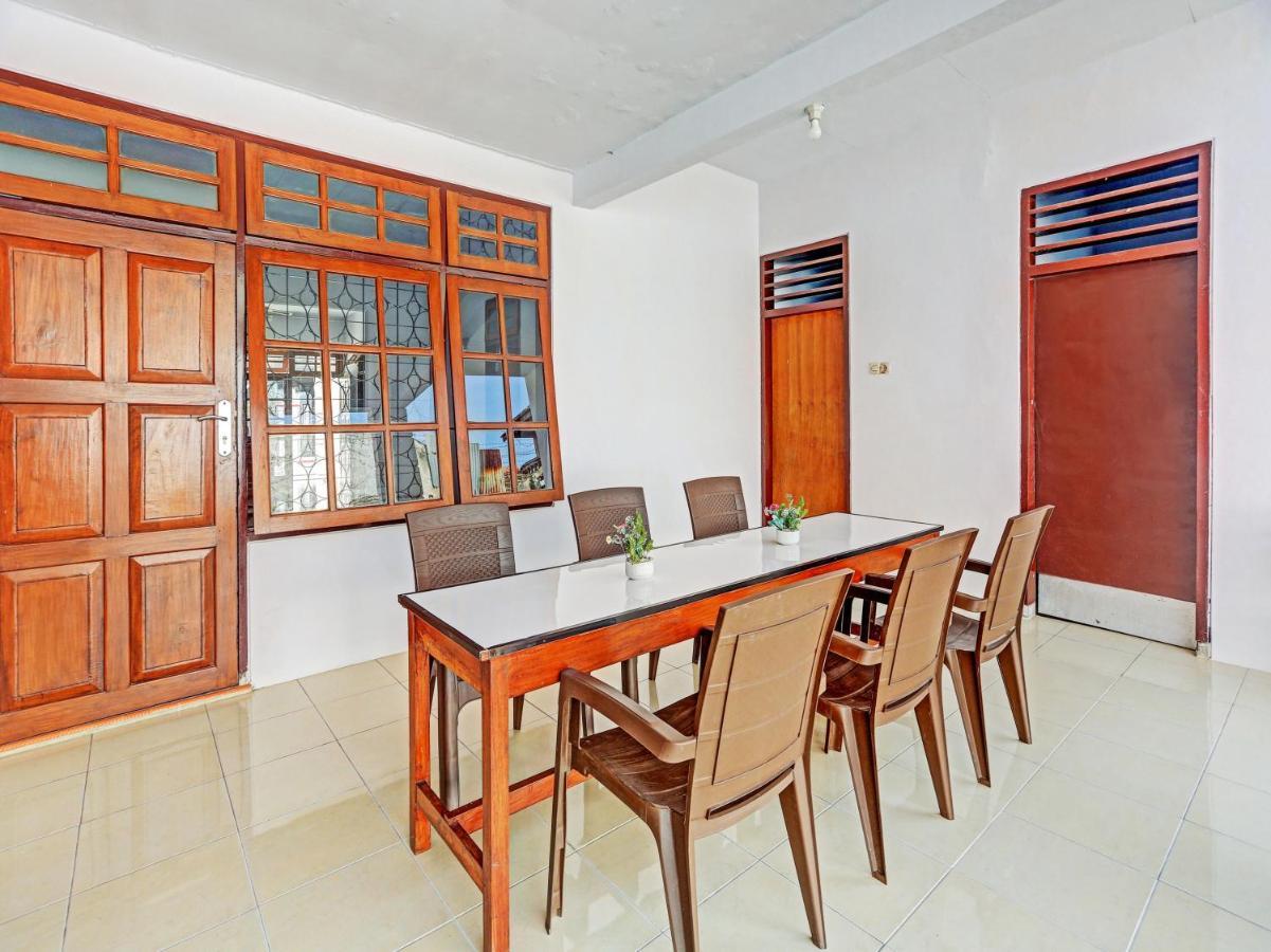Oyo 90344 Wijayanti Hotel Banyuwangi  Bagian luar foto