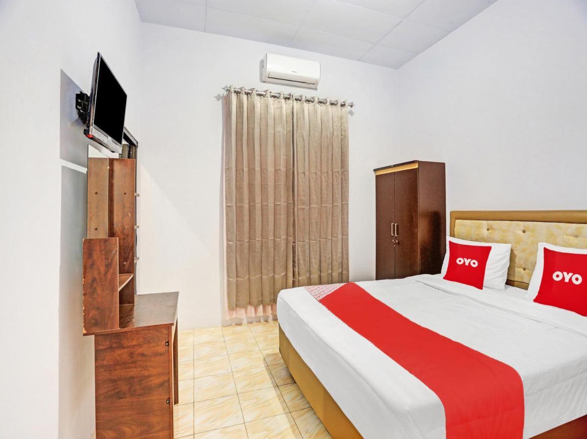 Oyo 90344 Wijayanti Hotel Banyuwangi  Bagian luar foto