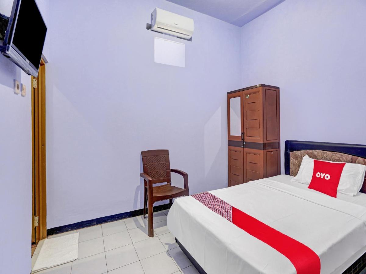 Oyo 90344 Wijayanti Hotel Banyuwangi  Bagian luar foto
