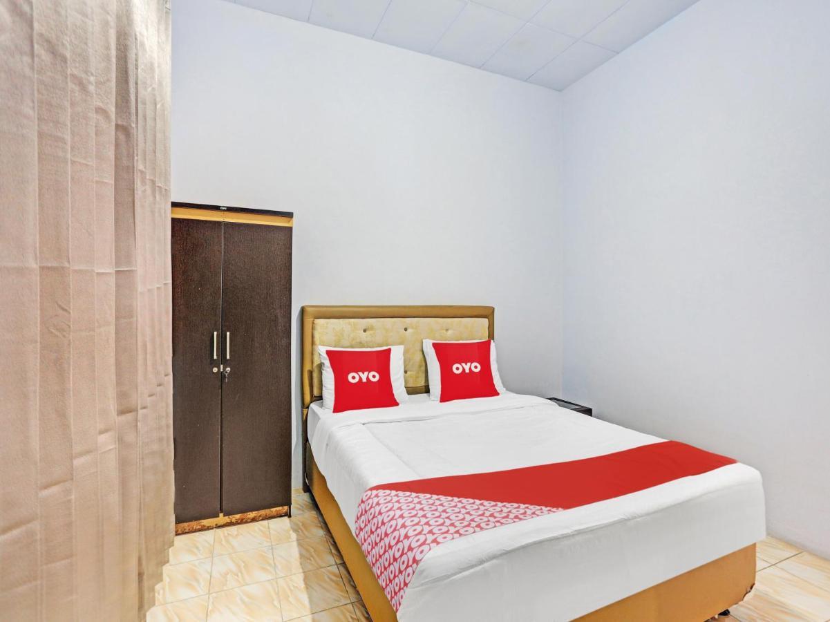 Oyo 90344 Wijayanti Hotel Banyuwangi  Bagian luar foto