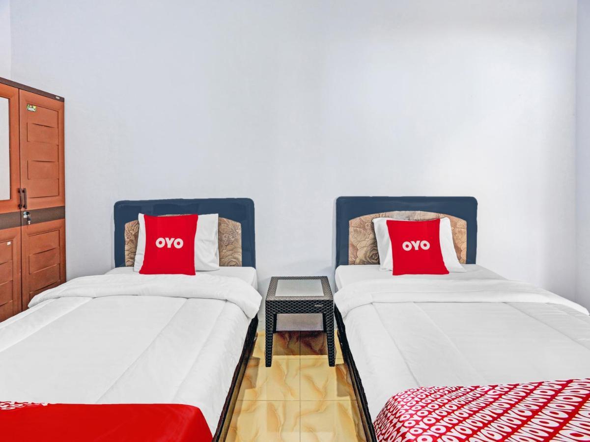 Oyo 90344 Wijayanti Hotel Banyuwangi  Bagian luar foto